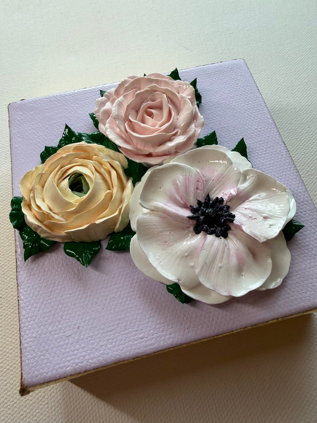 4x4 inch Rose, Ranunculus & Anemone on Pale Violet with Gold Edges