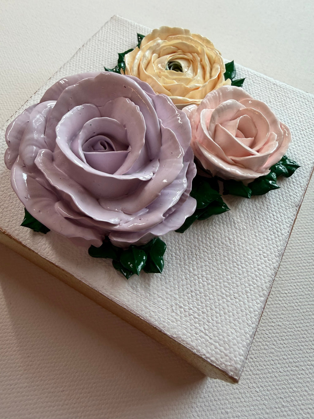 4x4 inch 2 Roses & Ranunculus on White with Gold Edges