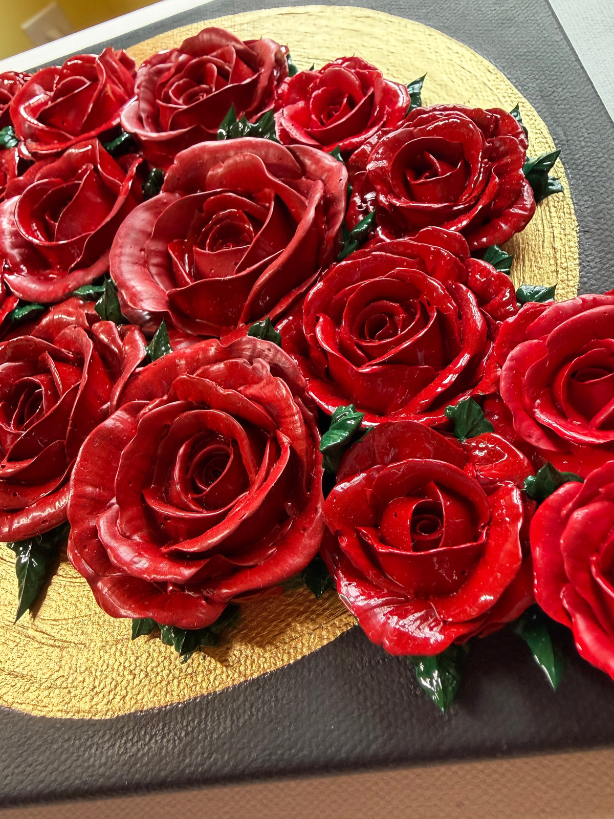 8x8 Red rose bunch with gold