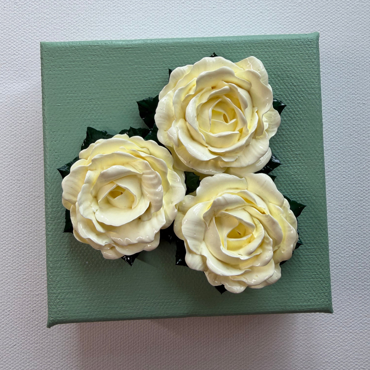 4x4 inch Cream Roses on Green