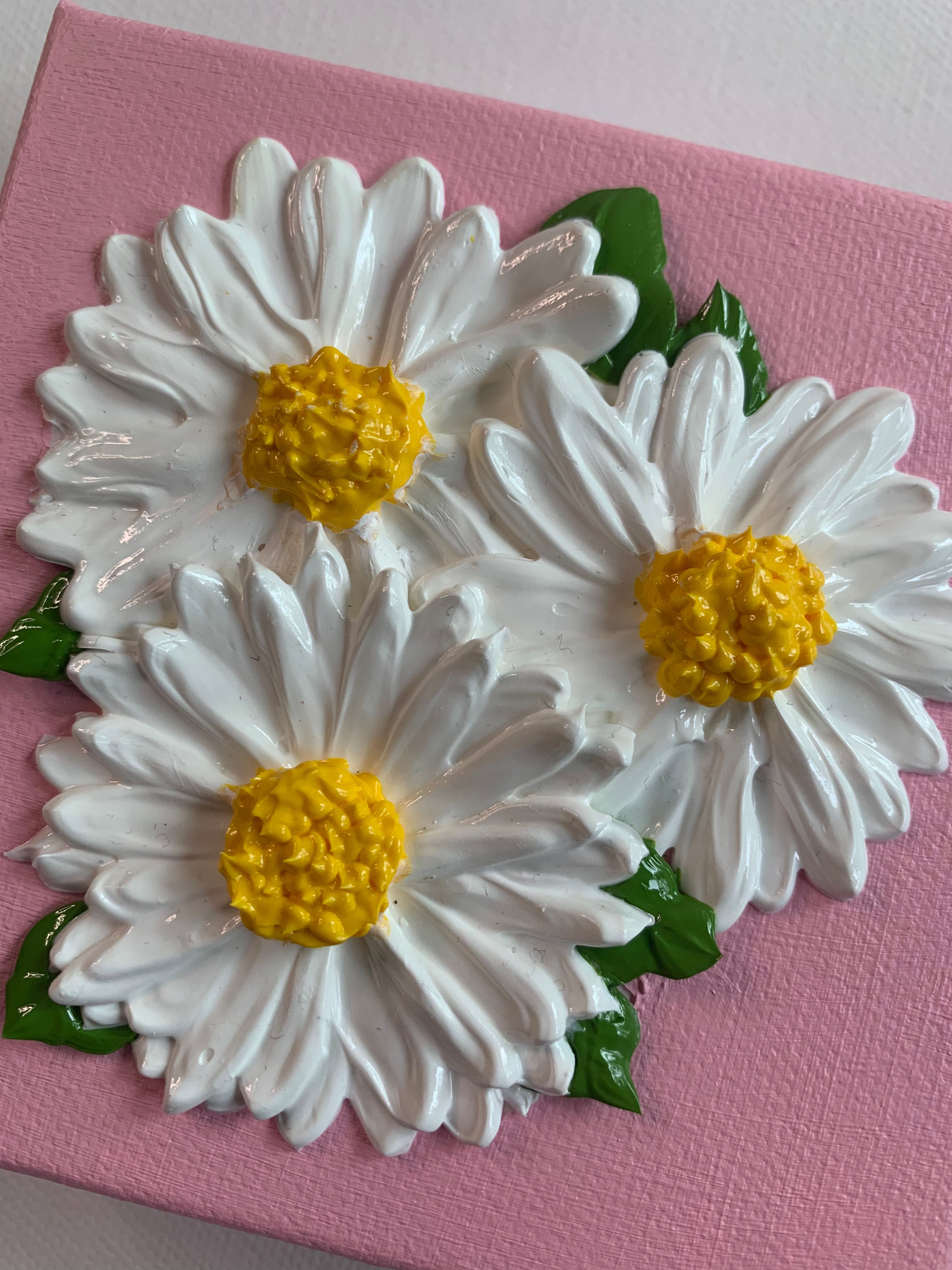 4x4 inch White Daisies on Pink